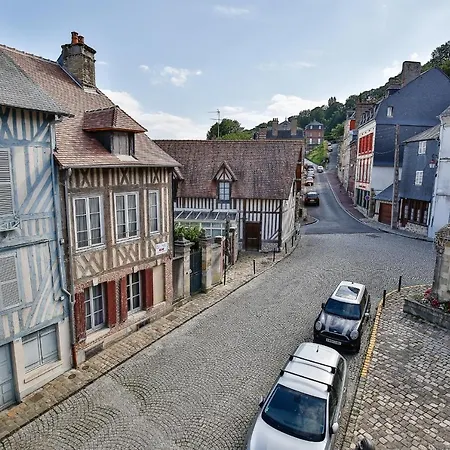 Le Puits De Lumiere - Inverted Duplex - 6p- Full Historic Center 아파트